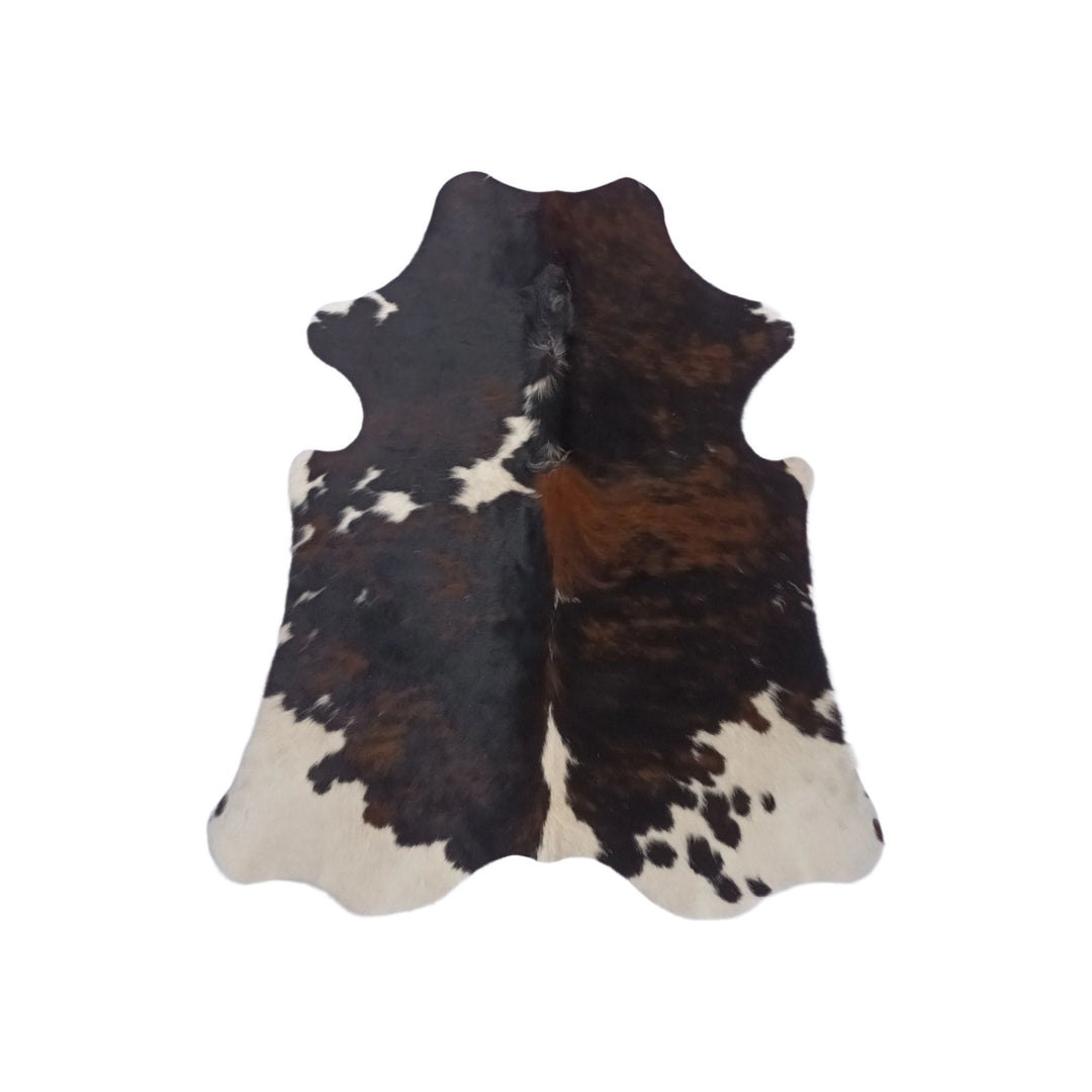 Cowhide Rug 121 1.53m x 1.33m XS - cowhiderugslondon.co.uk