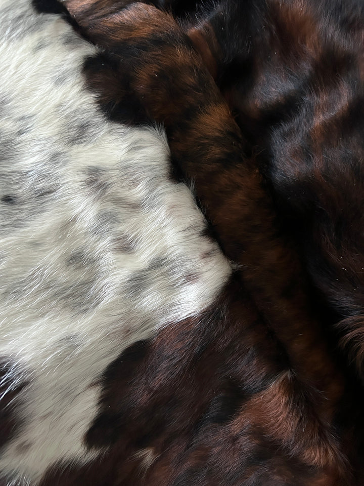 Premium Cowhide Rug 411    226cm x 208cm (89" x 82") XXL