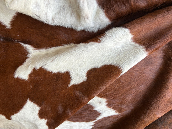 Cowhide Rug Premium 307 207cm x 195cm (81" x 77") - cowhiderugslondon.co.uk