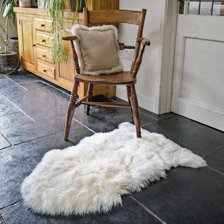 Sheepskin Rug - cowhiderugslondon.co.uk