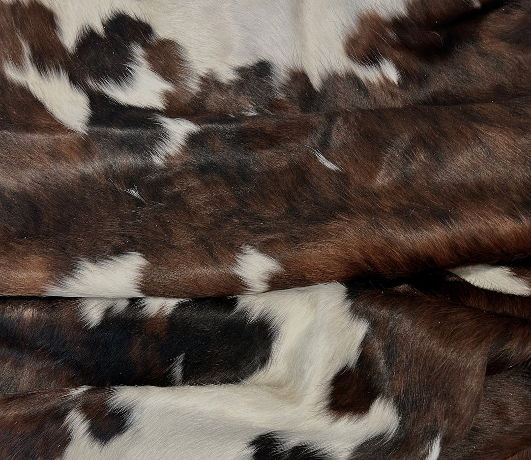 Premium Cowhide Rug AB192     220cm x 170cm - cowhiderugslondon.co.uk