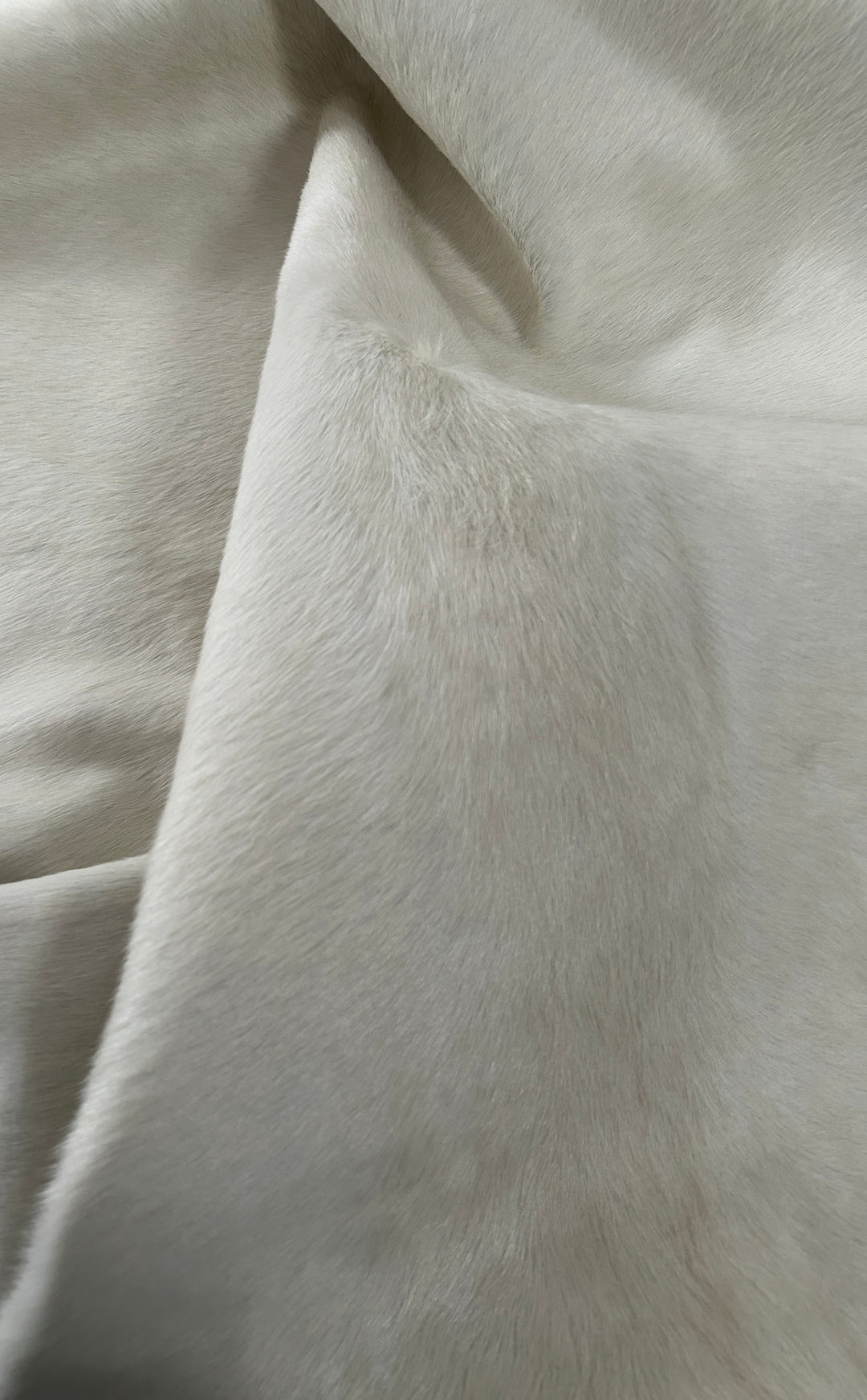 Premium White Cowhide Rug 405 249cm x 210cm 98" X 83" XXL - cowhiderugslondon.co.uk