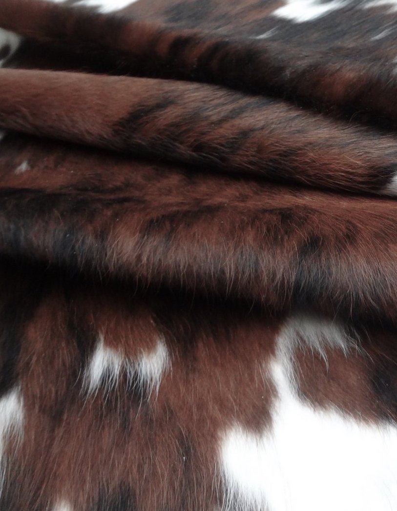 Cowhide Rug P242 Premium   Size 1.85m x 1.73m (71" x 68") - cowhiderugslondon.co.uk