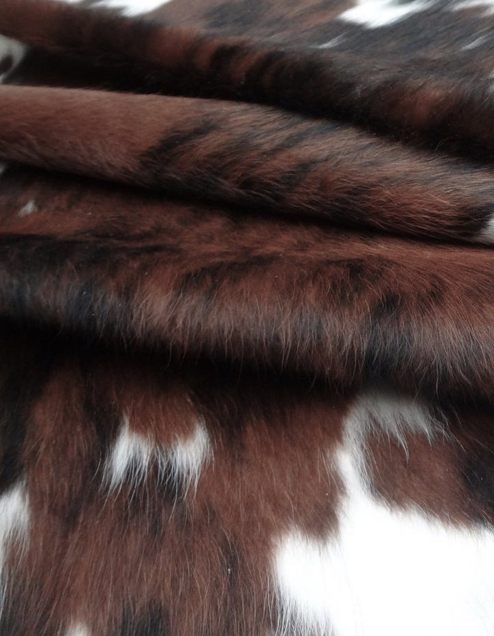 Cowhide Rug P242 Premium   Size 1.85m x 1.73m (71" x 68") - cowhiderugslondon.co.uk