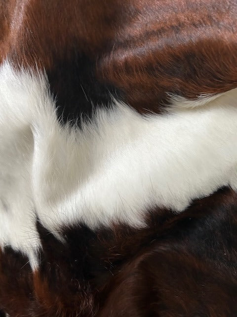 Premium Cowhide Rug A915 215cm x 176cm - cowhiderugslondon.co.uk