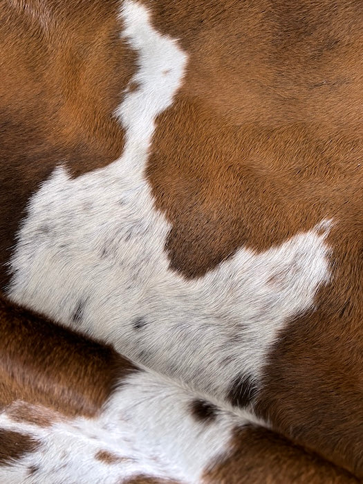 Premium Cowhide Rug AB205     231cm x 193cm - cowhiderugslondon.co.uk